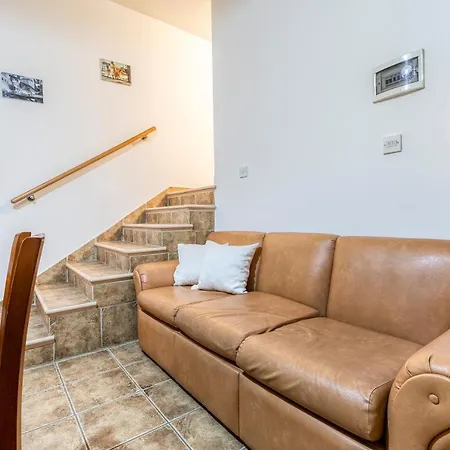 Апартаменты Lovely, Comfy 2br With Comfy Sofa W/wifi & Ac By 360 Estates *