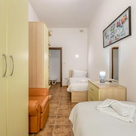 Lovely, Comfy 2br With Comfy Sofa W/wifi & Ac By 360 Estates *